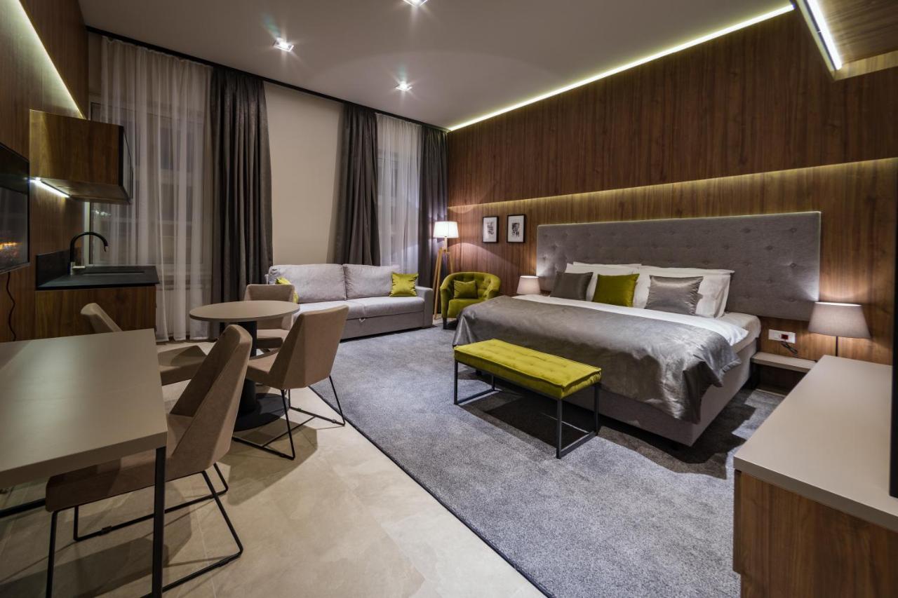 Dezman Luxury Center Apartment ซาเกร็บ ภายนอก รูปภาพ