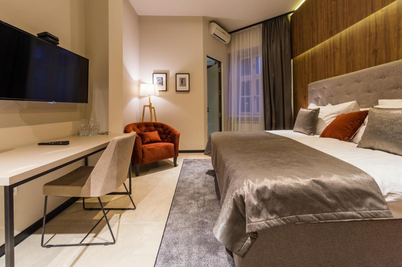Dezman Luxury Center Apartment ซาเกร็บ ภายนอก รูปภาพ
