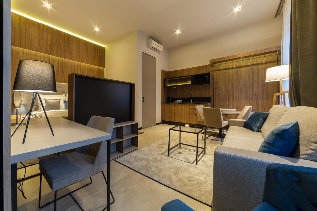 Dezman Luxury Center Apartment ซาเกร็บ ภายนอก รูปภาพ