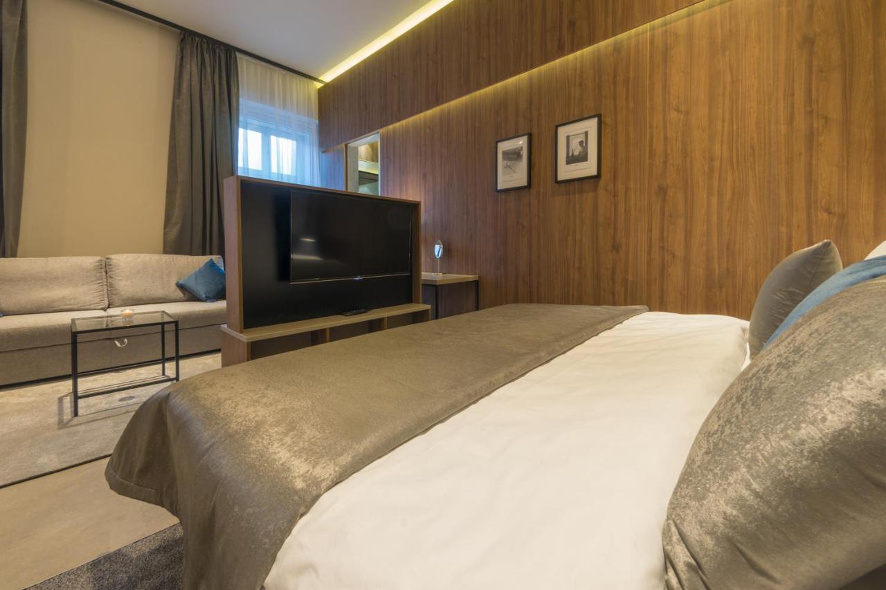 Dezman Luxury Center Apartment ซาเกร็บ ภายนอก รูปภาพ