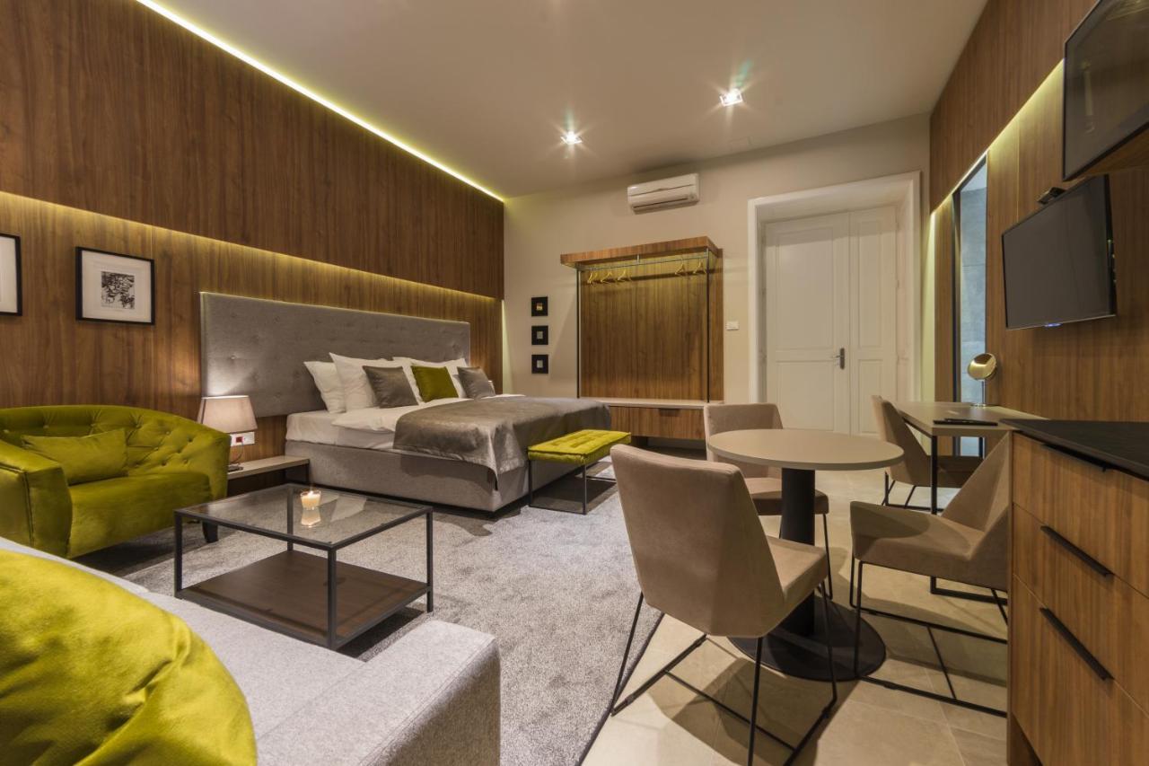 Dezman Luxury Center Apartment ซาเกร็บ ภายนอก รูปภาพ