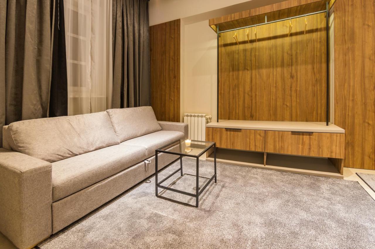 Dezman Luxury Center Apartment ซาเกร็บ ภายนอก รูปภาพ